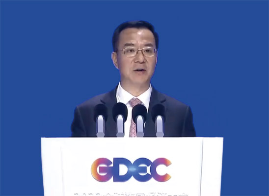 中国联通党委书记、董事长刘烈宏在2022全球数字经济大会开幕式上发表演讲